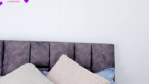 Snapshot of veronicatonu chatting on 02/16/25, 02:43 VeronicaTonu online show from 02/16/25, 02:43