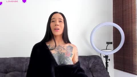 Snapshot of veronicatonu chatting on 09/18/25, 02:52 VeronicaTonu online show from 09/18/25, 02:52