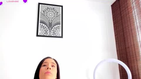 Snapshot of veronicatonu chatting on 10/11/25, 02:37 VeronicaTonu online show from 10/11/25, 02:37