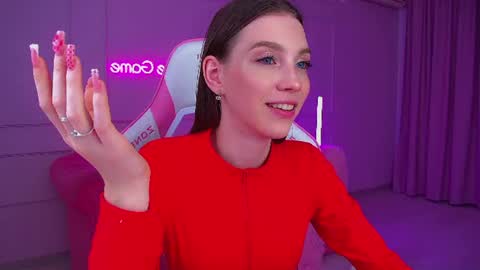 Veronica online show from 07/28/26, 08:52