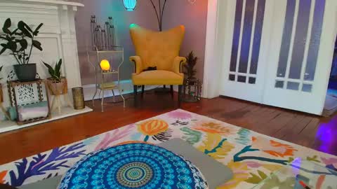 Snapshot of veronicawest chatting on 10/02/25, 10:50 Veronica Weston online show from 10/02/25, 10:50