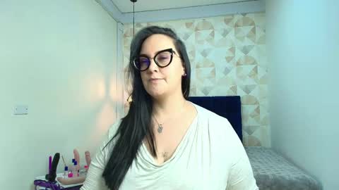 veroniicabbw online show from 02/18/25, 12:06