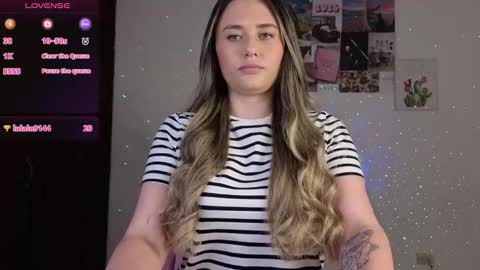 Snapshot of veronika__winslow_ chatting on 01/14/26, 06:08 Vero online show from 01/14/26, 06:08