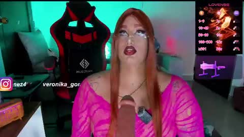 Snapshot of veronika_foxter chatting on 06/24/26, 06:12 veronika gomez ind online show from 06/24/26, 06:12