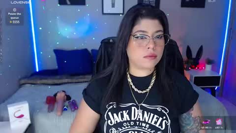Miss Veronika online show from 01/14/25, 01:06