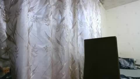 Snapshot of veronika_xi chatting on 10/16/25, 07:31 veronika_xi online show from 10/16/25, 07:31