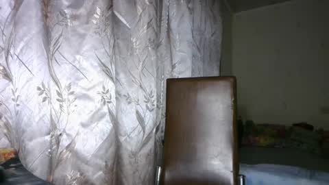 Snapshot of veronika_xi chatting on 10/28/25, 07:23 veronika_xi online show from 10/28/25, 07:23