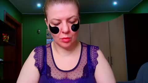VeronikawGold online show from 06/16/26, 07:38