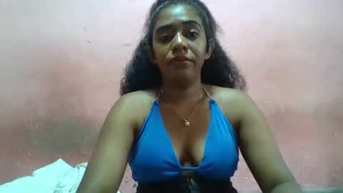 verronique1511 online show from 02/05/25, 08:32