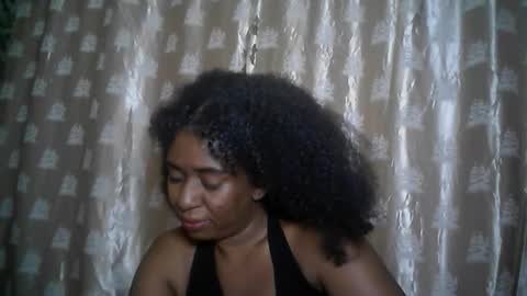 verronique1511 online show from 05/14/26, 12:39