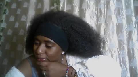 verronique1511 online show from 06/10/26, 07:24