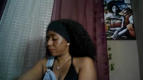 verronique1511 online show from 07/25/26, 06:49
