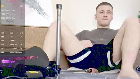 Snapshot of vers_gay chatting on 12/21/24, 08:00 Ethan online show from 12/21/24, 08:00