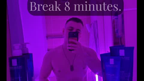 Snapshot of vers_gay chatting on 12/23/24, 07:49 Ethan online show from 12/23/24, 07:49