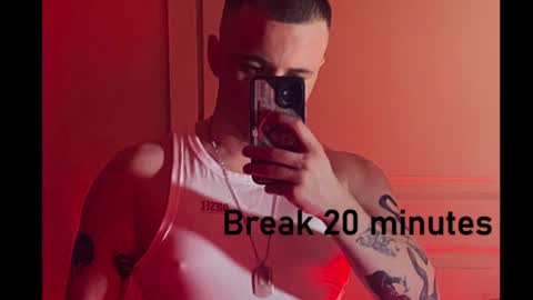 Snapshot of vers_gay chatting on 01/30/25, 12:59 Ethan online show from 01/30/25, 12:59