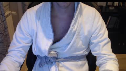 Snapshot of verto159753 chatting on 12/11/24, 04:31 verto159753 online show from 12/11/24, 04:31