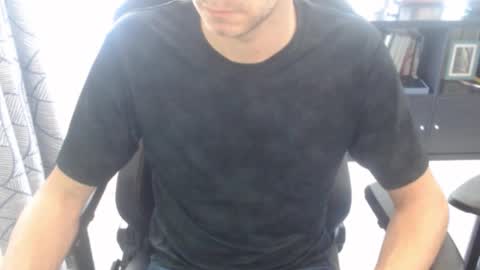 Snapshot of verto159753 chatting on 09/29/25, 12:32 verto159753 online show from 09/29/25, 12:32