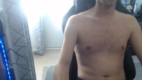 Snapshot of verto159753 chatting on 11/03/25, 02:18 verto159753 online show from 11/03/25, 02:18