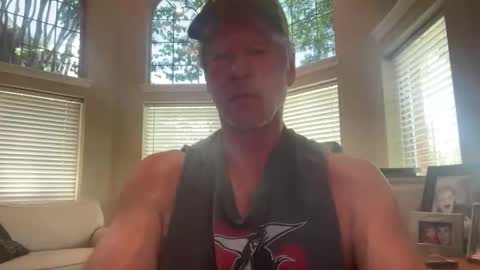 Snapshot of vervalas1 chatting on 06/03/26, 06:57 Vervalas online show from 06/03/26, 06:57
