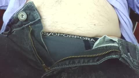 Snapshot of verylittletiny chatting on 09/24/25, 05:27 Erik online show from 09/24/25, 05:27