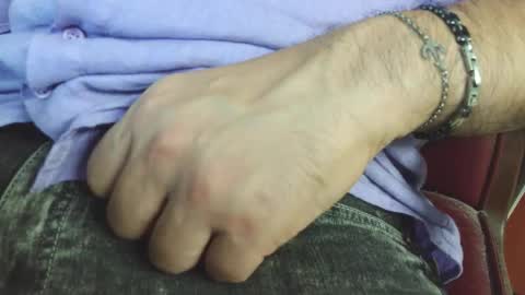 Snapshot of verylittletiny chatting on 09/25/25, 05:33 Erik online show from 09/25/25, 05:33