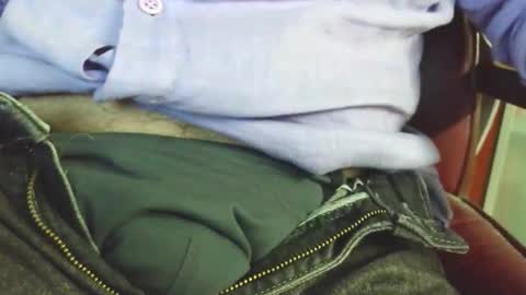 Snapshot of verylittletiny chatting on 09/26/25, 07:12 Erik online show from 09/26/25, 07:12