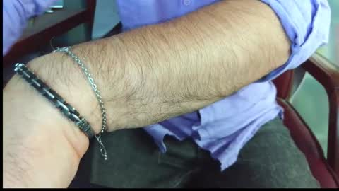 Snapshot of verylittletiny chatting on 09/28/25, 07:14 Erik online show from 09/28/25, 07:14