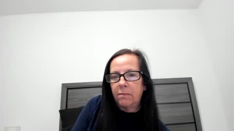 Snapshot of verysassypeachgoddess chatting on 11/11/25, 01:00 verysassypeachgoddess online show from 11/11/25, 01:00