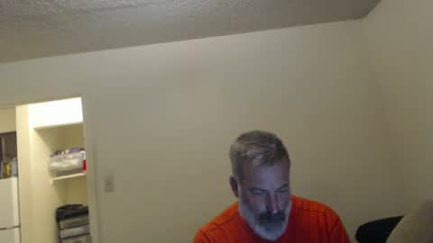 Snapshot of veryveryhairmanindenver chatting on 12/03/24, 12:46 hairy man online show from 12/03/24, 12:46