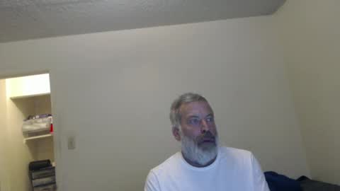 Snapshot of veryveryhairmanindenver chatting on 12/10/24, 12:50 hairy man online show from 12/10/24, 12:50