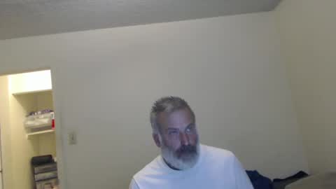 Snapshot of veryveryhairmanindenver chatting on 12/11/24, 12:44 hairy man online show from 12/11/24, 12:44