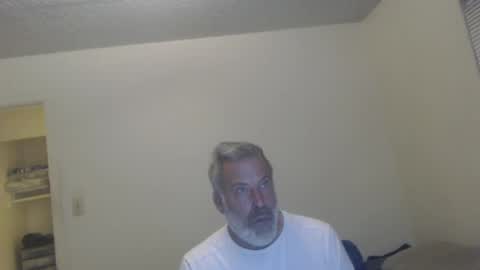 Snapshot of veryveryhairmanindenver chatting on 12/20/24, 12:52 hairy man online show from 12/20/24, 12:52