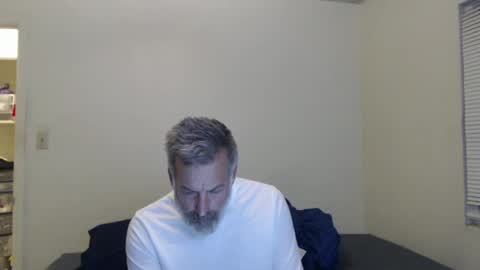 Snapshot of veryveryhairmanindenver chatting on 12/24/24, 12:55 hairy man online show from 12/24/24, 12:55