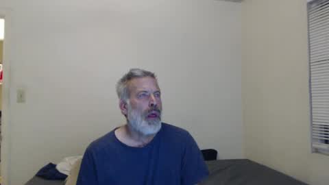 Snapshot of veryveryhairmanindenver chatting on 12/25/24, 12:48 hairy man online show from 12/25/24, 12:48