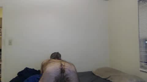 Snapshot of veryveryhairmanindenver chatting on 12/28/24, 01:08 hairy man online show from 12/28/24, 01:08