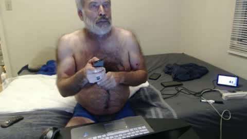 Snapshot of veryveryhairmanindenver chatting on 12/29/24, 01:02 hairy man online show from 12/29/24, 01:02
