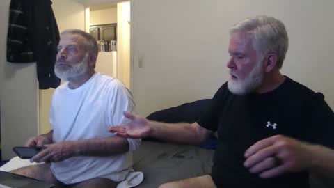Snapshot of veryveryhairmanindenver chatting on 01/13/25, 12:51 hairy man online show from 01/13/25, 12:51