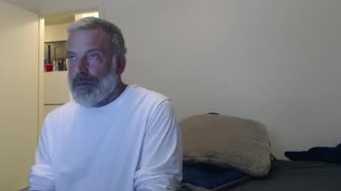 Snapshot of veryveryhairmanindenver chatting on 01/23/25, 12:57 hairy man online show from 01/23/25, 12:57