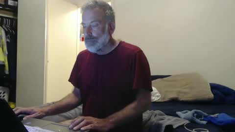 Snapshot of veryveryhairmanindenver chatting on 02/10/25, 12:52 hairy man online show from 02/10/25, 12:52