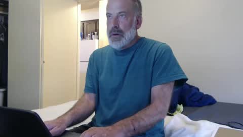 Snapshot of veryveryhairmanindenver chatting on 03/03/25, 12:48 hairy man online show from 03/03/25, 12:48