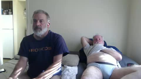Snapshot of veryveryhairmanindenver chatting on 03/10/25, 12:07 hairy man online show from 03/10/25, 12:07