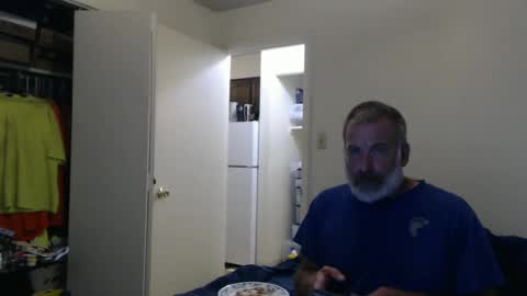Snapshot of veryveryhairmanindenver chatting on 09/12/25, 11:59 hairy man online show from 09/12/25, 11:59