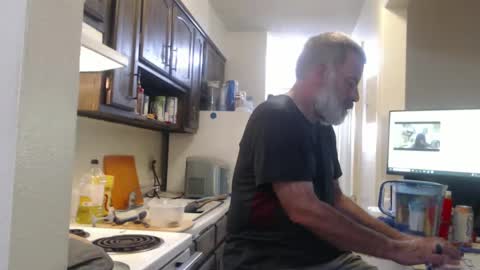 hairy man online show from 09/20/25, 12:00