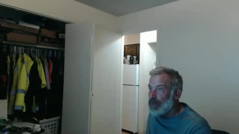 hairy man online show from 10/18/25, 12:13