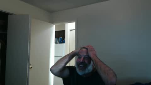 Snapshot of veryveryhairmanindenver chatting on 03/18/26, 12:03 hairy man online show from 03/18/26, 12:03