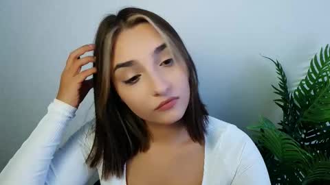 Snapshot of veryveryshygirl chatting on 10/16/25, 06:14 Ana online show from 10/16/25, 06:14