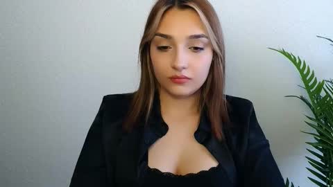 Ana online show from 03/11/26, 12:55