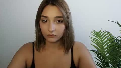Ana online show from 06/18/26, 11:03