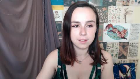 veryveryvery_shy online show from 09/15/25, 06:30