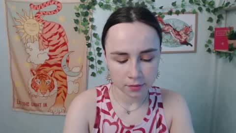 veryveryvery_shy online show from 05/22/26, 05:36
